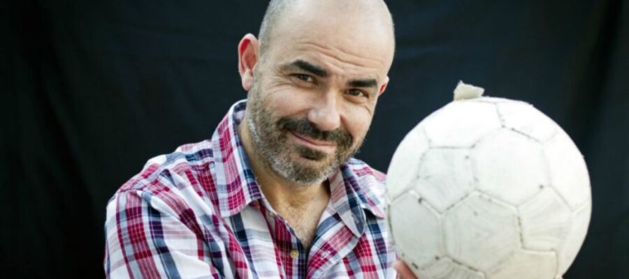 Sacheri, uno de los famosos que celebró el pasaporte a la final:  "Gracias por lo que ya pasó"