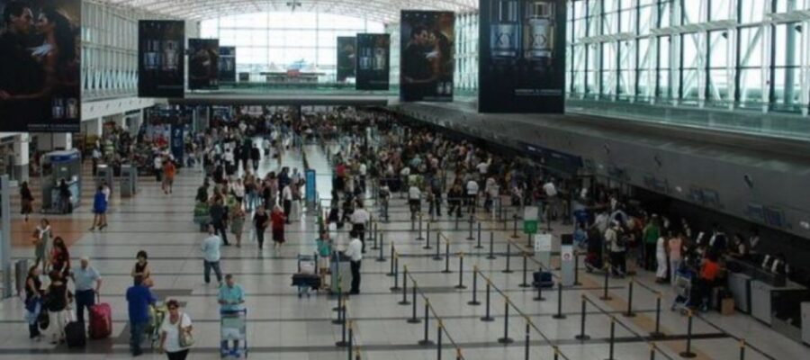 Qué hay detrás del masivo ingreso de rusas embarazadas a la Argentina