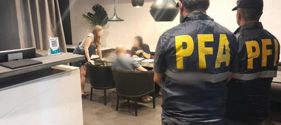 Mujeres rusas embarazadas: realizaron allanamientos en Puerto Madero