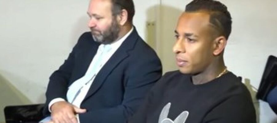 La ex pareja de Villa habló de “agresiones e insultos” y que cuando el jugador tomaba alcohol “se transformaba”