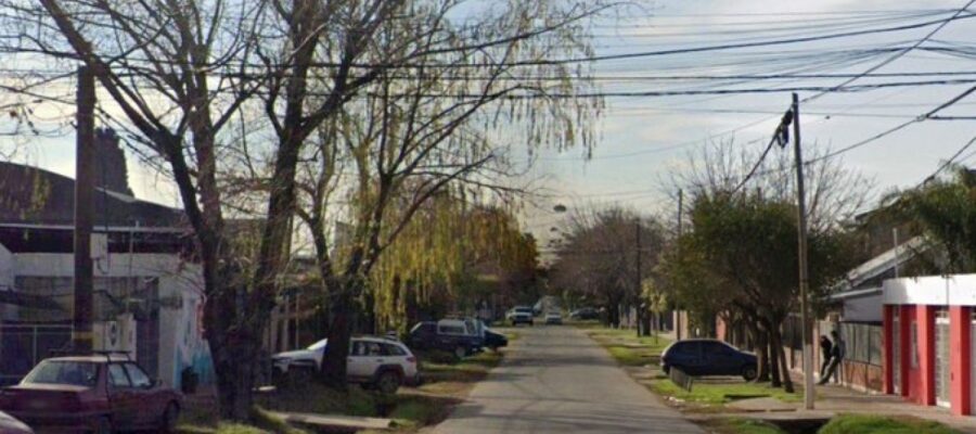 Brutal golpiza a una estudiante para robarle el celular en Rosario