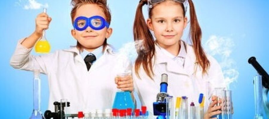 Ciencia para chicos: cómo acercar a los más pequeños al mundo científico de manera divertida