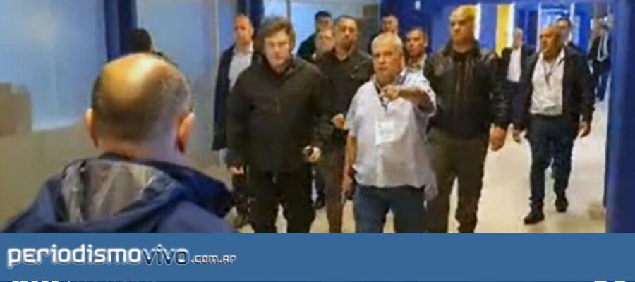 Hinchas de boca insultaron al presidente Javier Milei cuando fue a votar