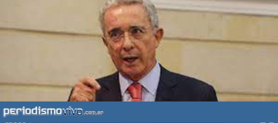 Impulsan en la Argentina una investigación contra un ex presidente de Colombia por crímenes de lesa humanidad