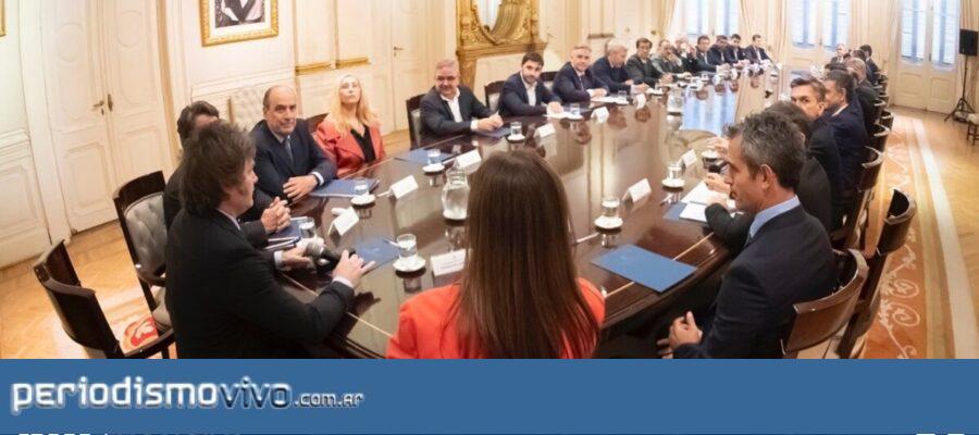 Milei pidió a los gobernadores acompañar la boleta única y la eliminación de las PASO
