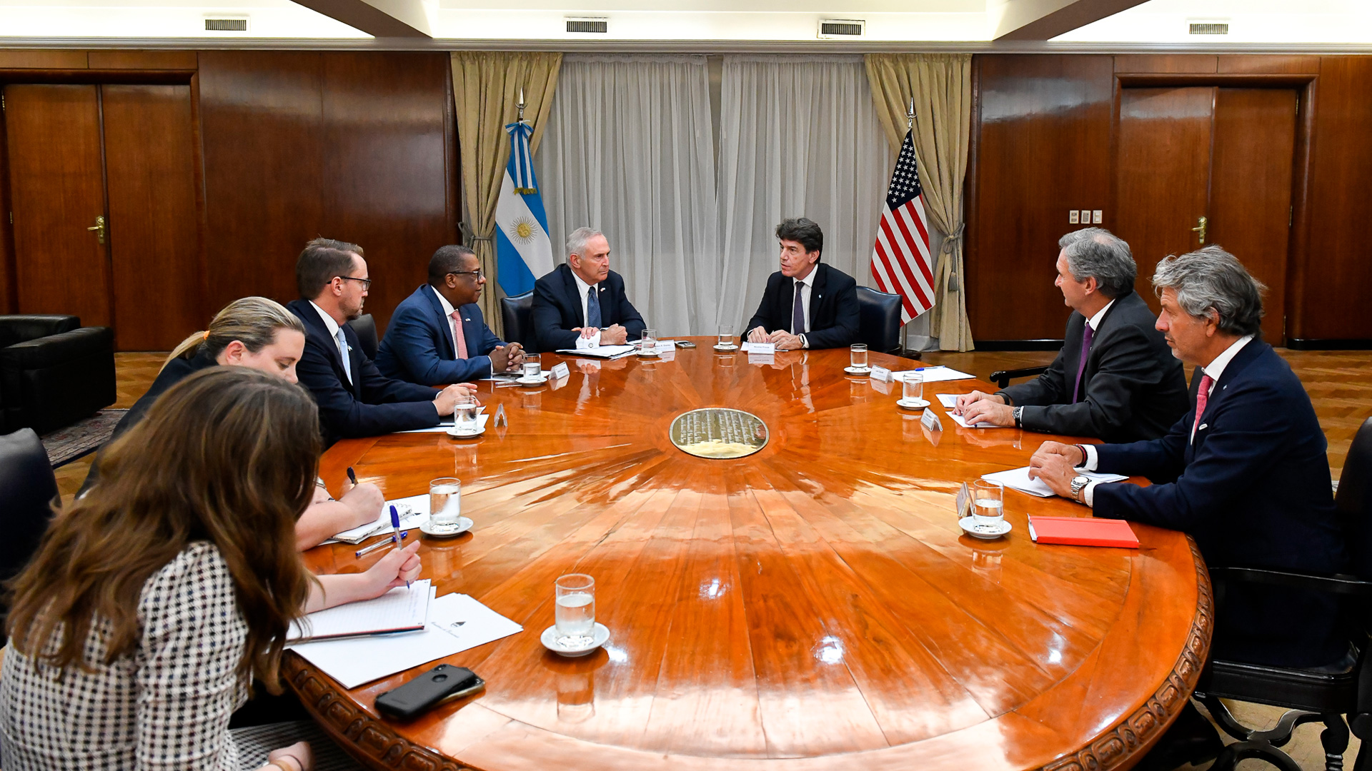 Posse se reunió con el subsecretario de Estado para Asuntos Hemisféricos de EE.UU.