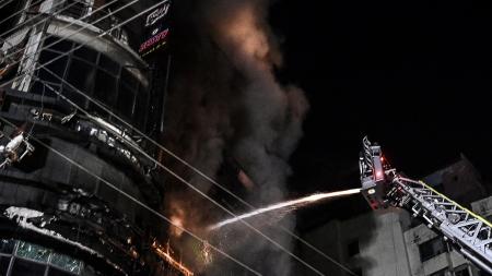 Denunciaron fallas de seguridad en el edificio que se incendió en Bangladesh