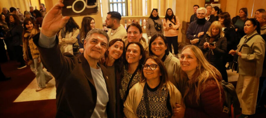 Una fiesta única: 800 vecinos disfrutaron de la Filarmónica de Buenos Aires en el Teatro Colón
