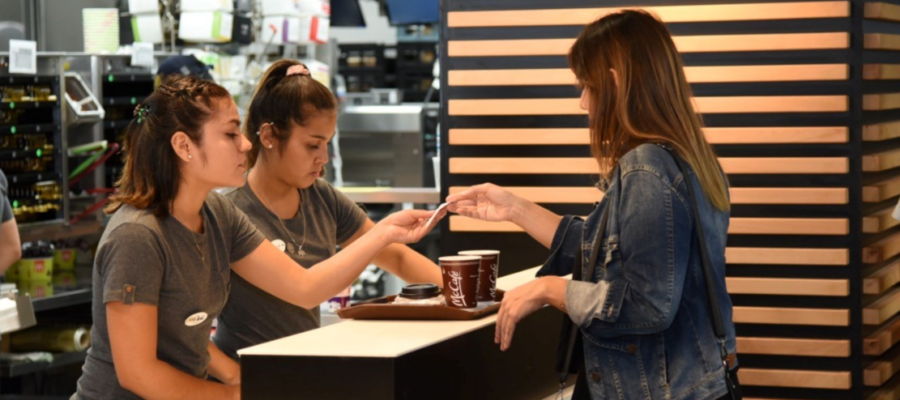 McDonald’s, Burger King y Mostaza: cuánto cobran sus empleados en octubre de 2026