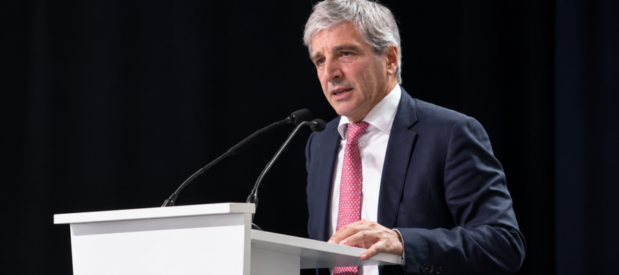 Caputo anunció inversiones por US$ 210.000 millones y lanzó una fuerte promesa sobre el dólar